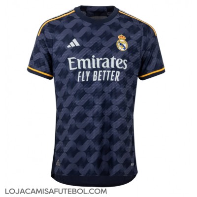 Camisa de Futebol Real Madrid David Alaba #4 Equipamento Secundário 2023-24 Manga Curta